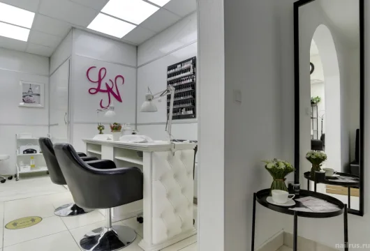 студия красоты luxe nails&beauty на улице шолохова фото 17 - nailrus.ru