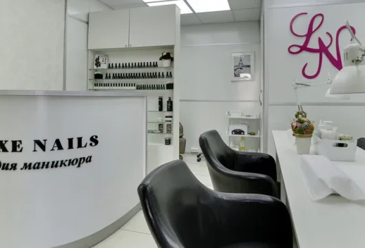 студия красоты luxe nails&beauty на улице шолохова фото 13 - nailrus.ru
